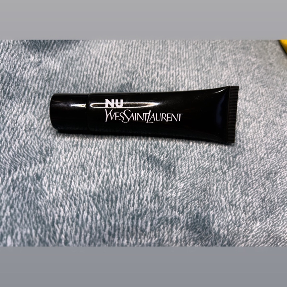 Yves Saint Laurent Tone Corrector